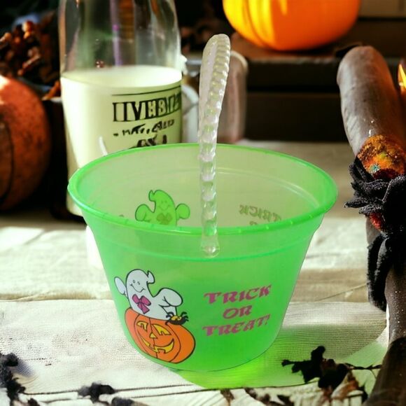 Vintage Halloween Bucket Pail Trick or Treat Ghost Translucent Neon Green 1990s. - Picture 13 of 16